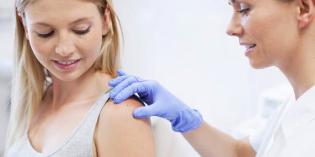 Dr. Hannah Howard’s Year-Round Skincare Tips